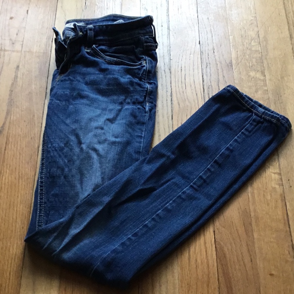 Skinny jeans